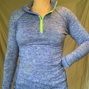 Long sleeve workout top